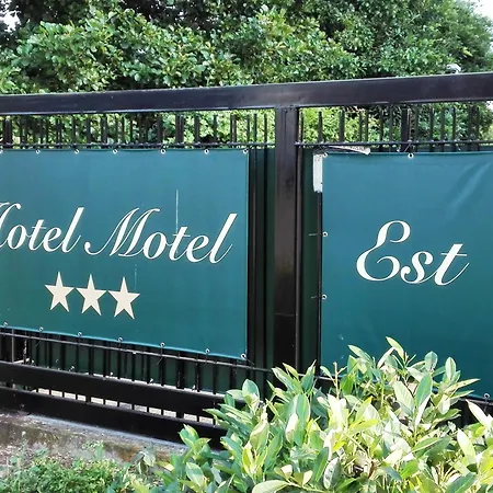 Est 汽车旅馆 佩斯基耶拉博罗梅奥